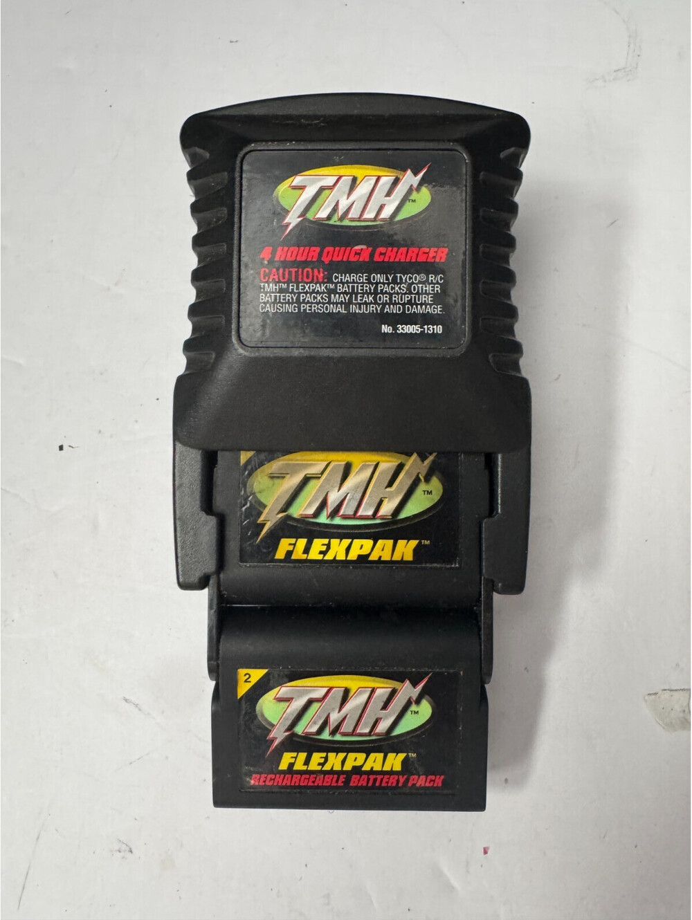 Vintage 1997 TYCO TMH FLEXPAK 7.2v BATTERY & CHARGER #33005-1910 Untested
